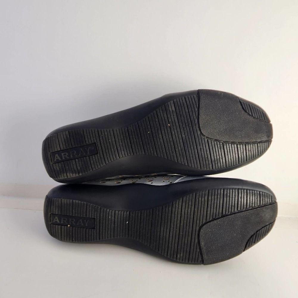 Array silver slip ons - image 2